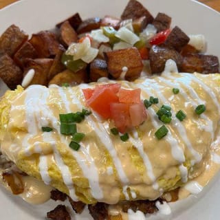 CHORIZO OMELET