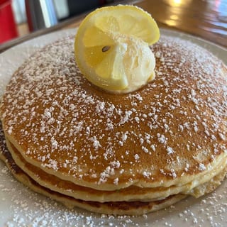 LEMON RICOTTA PANCAKES